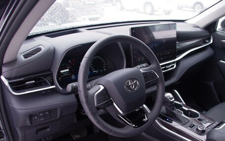 Toyota Highlander, 2025 год, 5 690 000 рублей, 6 фотография