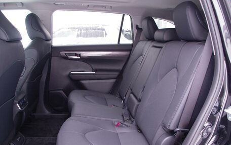 Toyota Highlander, 2025 год, 5 690 000 рублей, 8 фотография