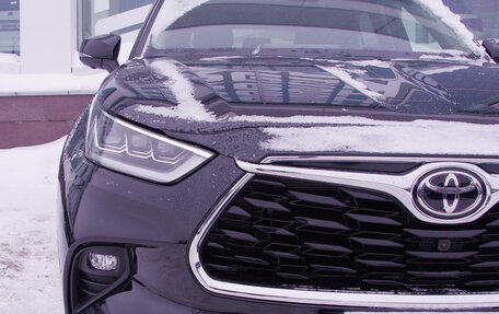 Toyota Highlander, 2025 год, 5 690 000 рублей, 29 фотография