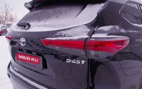 Toyota Highlander, 2025 год, 5 690 000 рублей, 32 фотография