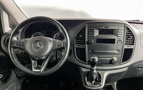 Mercedes-Benz Vito, 2015 год, 2 350 000 рублей, 12 фотография