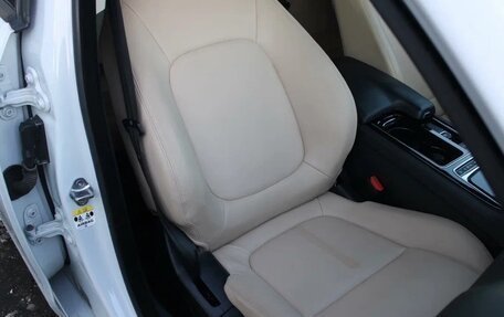 Jaguar XE I рестайлинг, 2018 год, 2 700 000 рублей, 14 фотография