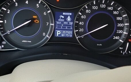 Infiniti QX56, 2011 год, 1 680 000 рублей, 14 фотография