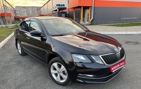 Skoda Octavia, 2018 год, 1 780 000 рублей, 2 фотография