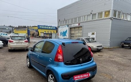 Peugeot 107 I рестайлинг, 2007 год, 295 000 рублей, 18 фотография