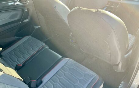 Volkswagen Tiguan II, 2021 год, 3 790 000 рублей, 8 фотография