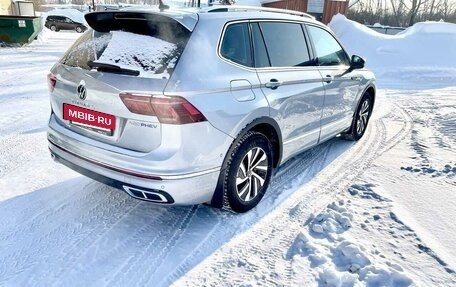 Volkswagen Tiguan II, 2021 год, 3 790 000 рублей, 5 фотография