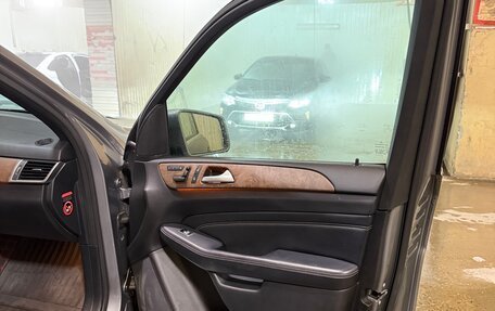 Mercedes-Benz M-Класс, 2012 год, 1 900 000 рублей, 10 фотография