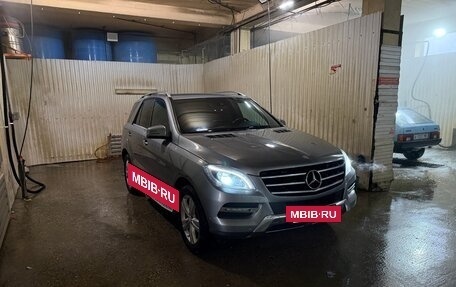 Mercedes-Benz M-Класс, 2012 год, 1 900 000 рублей, 7 фотография