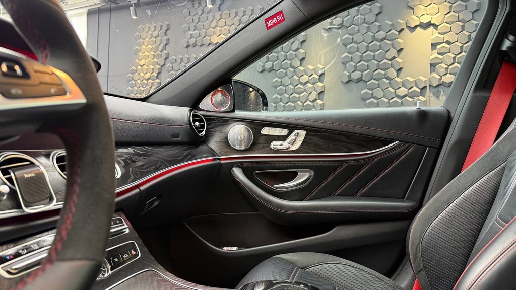 Mercedes-Benz E-Класс AMG W213, 2017 год, 4 700 000 рублей, 9 фотография