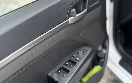 Hyundai Elantra VI рестайлинг, 2017 год, 799 999 рублей, 7 фотография