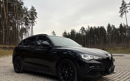 Alfa Romeo Stelvio, 2020 год, 3 199 000 рублей, 7 фотография