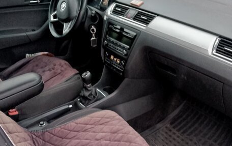 Skoda Rapid I, 2014 год, 700 000 рублей, 7 фотография