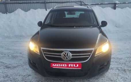 Volkswagen Tiguan I, 2010 год, 569 000 рублей, 5 фотография