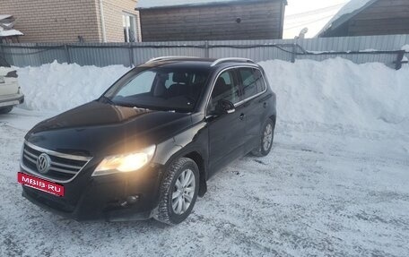 Volkswagen Tiguan I, 2010 год, 569 000 рублей, 2 фотография