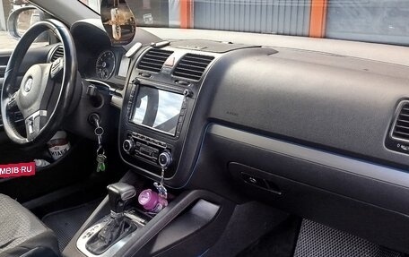 Volkswagen Jetta VI, 2010 год, 870 000 рублей, 8 фотография