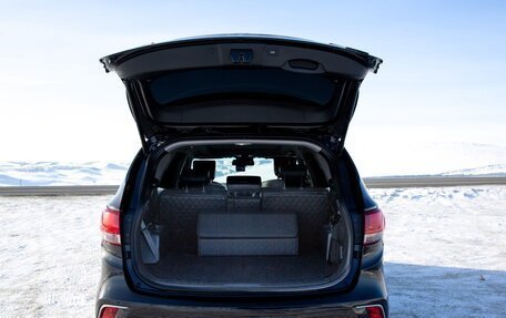 Hyundai Santa Fe III рестайлинг, 2017 год, 3 280 000 рублей, 7 фотография