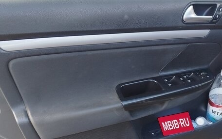 Volkswagen Jetta VI, 2010 год, 870 000 рублей, 13 фотография