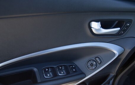 Hyundai Santa Fe III рестайлинг, 2017 год, 3 280 000 рублей, 16 фотография