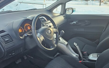 Toyota Auris II, 2007 год, 625 000 рублей, 13 фотография