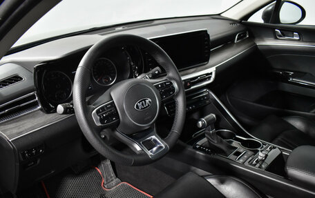 KIA K5, 2021 год, 2 597 900 рублей, 9 фотография