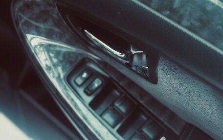 Toyota Crown, 2004 год, 1 230 000 рублей, 14 фотография