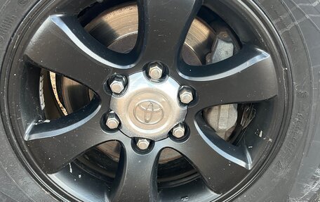 Toyota Land Cruiser Prado 120 рестайлинг, 2008 год, 3 500 000 рублей, 31 фотография