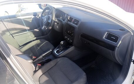 Volkswagen Jetta VI, 2013 год, 1 030 000 рублей, 11 фотография