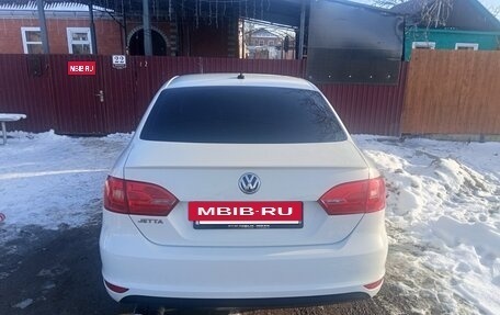 Volkswagen Jetta VI, 2013 год, 1 030 000 рублей, 4 фотография