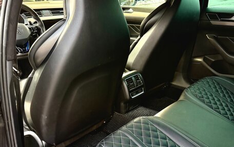 Volkswagen Passat B8 рестайлинг, 2019 год, 2 980 000 рублей, 12 фотография