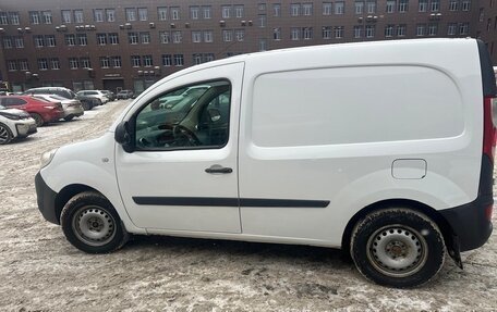 Renault Kangoo II рестайлинг, 2013 год, 959 000 рублей, 5 фотография