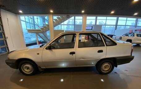 Daewoo Nexia I рестайлинг, 2001 год, 104 000 рублей, 6 фотография