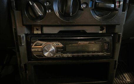 Daewoo Nexia I рестайлинг, 2001 год, 104 000 рублей, 14 фотография