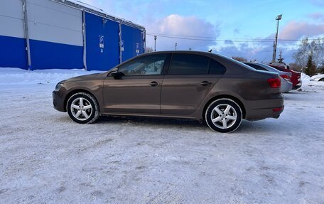Volkswagen Jetta VI, 2013 год, 950 000 рублей, 8 фотография