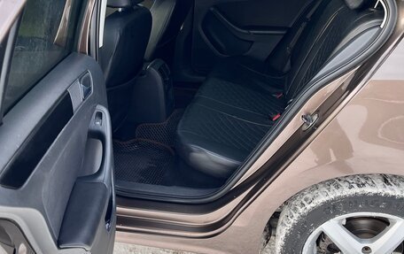 Volkswagen Jetta VI, 2013 год, 950 000 рублей, 14 фотография