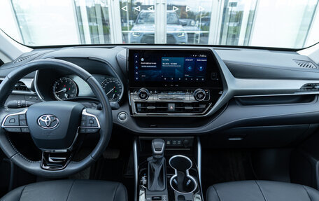 Toyota Highlander, 2025 год, 5 790 000 рублей, 40 фотография