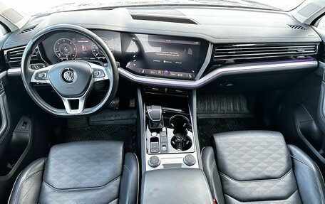 Volkswagen Touareg III, 2019 год, 5 950 000 рублей, 16 фотография