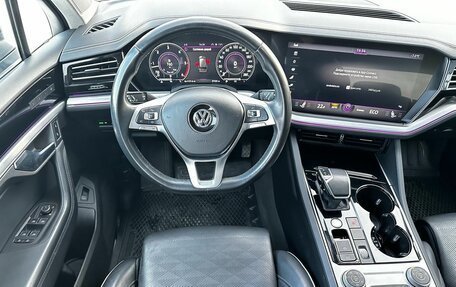 Volkswagen Touareg III, 2019 год, 5 950 000 рублей, 17 фотография