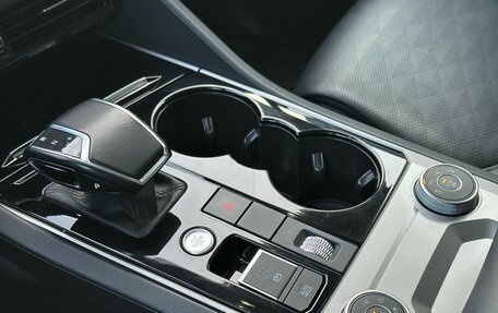 Volkswagen Touareg III, 2019 год, 5 950 000 рублей, 19 фотография