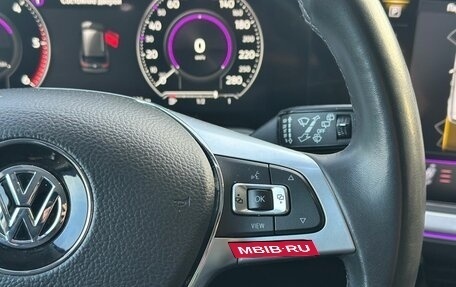 Volkswagen Touareg III, 2019 год, 5 950 000 рублей, 15 фотография