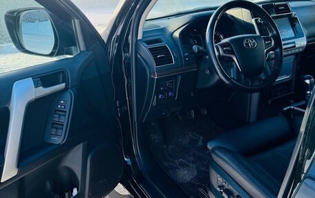 Toyota Land Cruiser Prado 150 рестайлинг 2, 2019 год, 6 900 000 рублей, 3 фотография