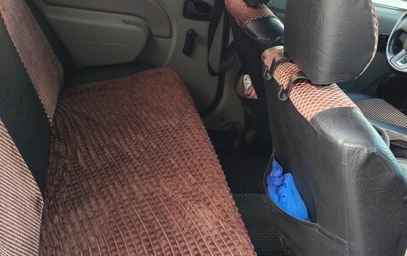 Renault Logan I, 2009 год, 850 000 рублей, 11 фотография