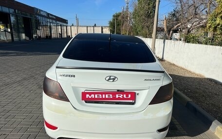 Hyundai Solaris II рестайлинг, 2011 год, 540 000 рублей, 6 фотография
