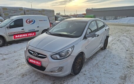 Hyundai Solaris II рестайлинг, 2012 год, 329 000 рублей, 1 фотография
