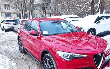 Alfa Romeo Stelvio, 2019 год, 3 200 000 рублей, 4 фотография