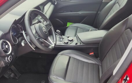 Alfa Romeo Stelvio, 2019 год, 3 200 000 рублей, 13 фотография