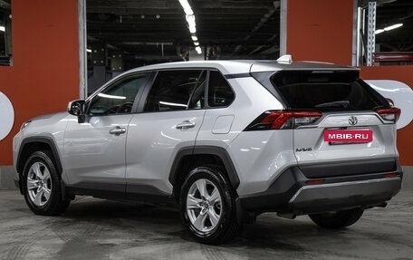 Toyota RAV4, 2021 год, 2 849 000 рублей, 7 фотография