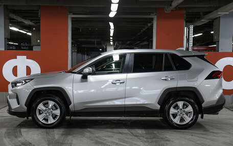 Toyota RAV4, 2021 год, 2 849 000 рублей, 8 фотография