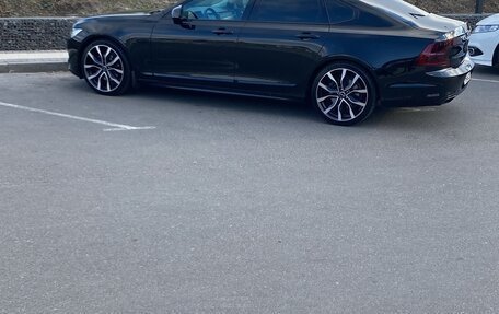 Volvo S90 II рестайлинг, 2018 год, 3 650 000 рублей, 8 фотография