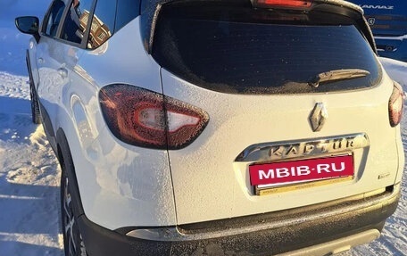 Renault Kaptur I рестайлинг, 2021 год, 1 700 000 рублей, 11 фотография